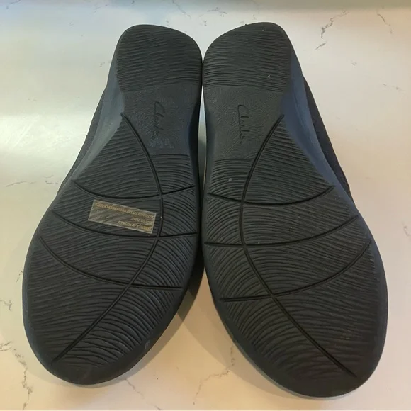 NEW! Clarks Shoes Cloudsteppers Slip On Black Leather Round Toe Loafers 8M - Picture 10 of 11